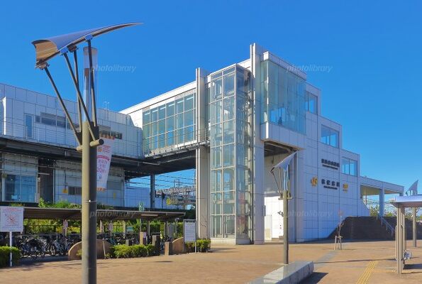 清須市内の駅前風景