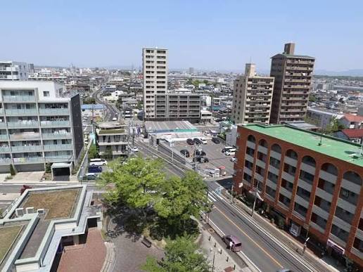 名古屋市名東区の駅周辺の街並み