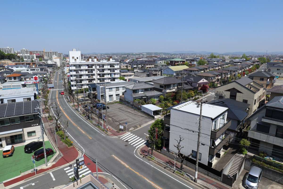 名古屋市名東区の住宅地と道路