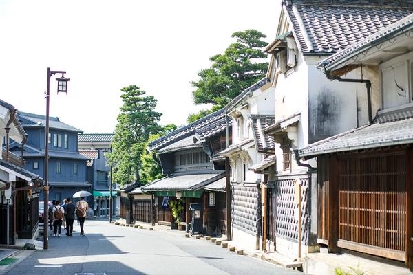 有松の歴史的な町並み