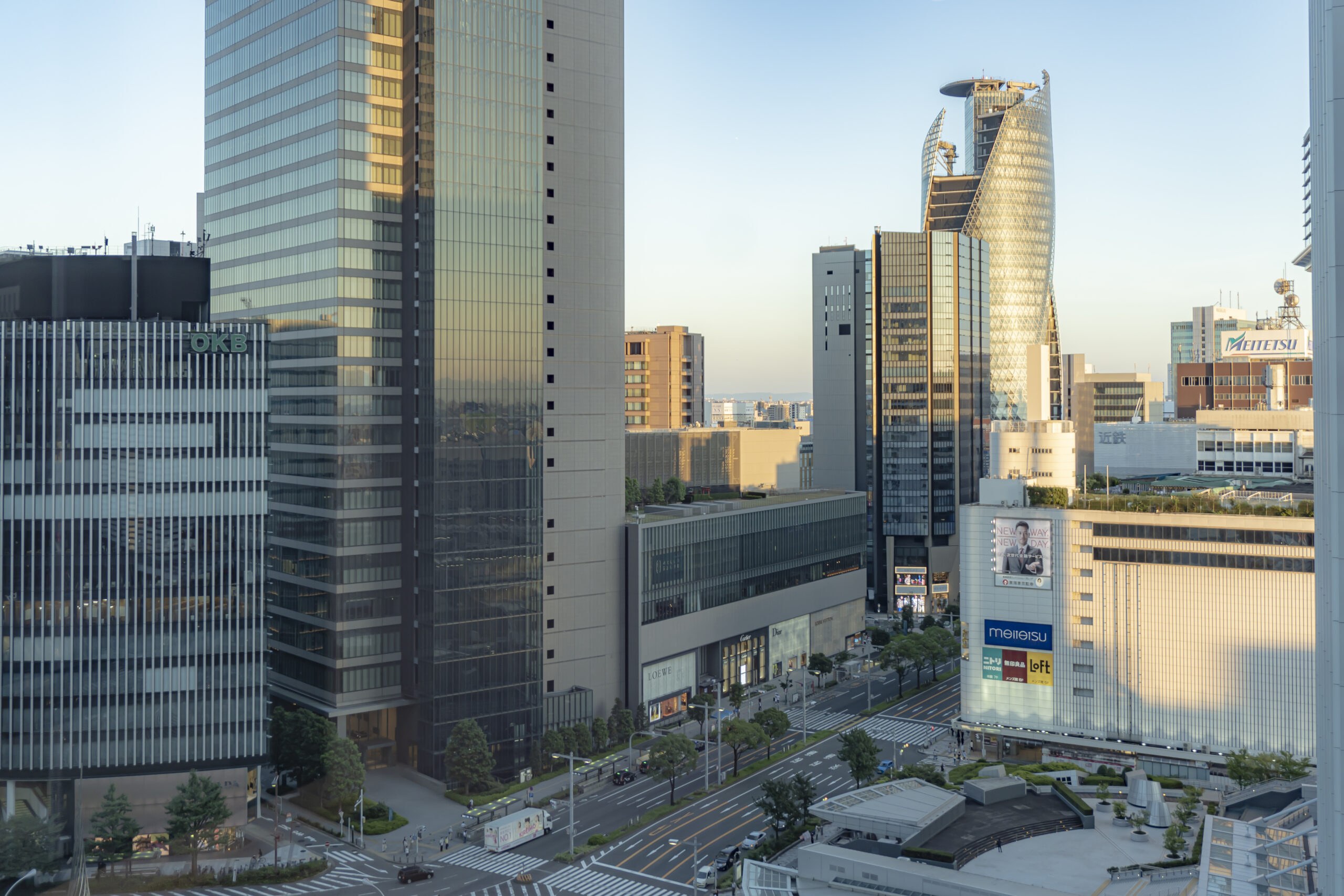 名古屋駅周辺の高層ビル群